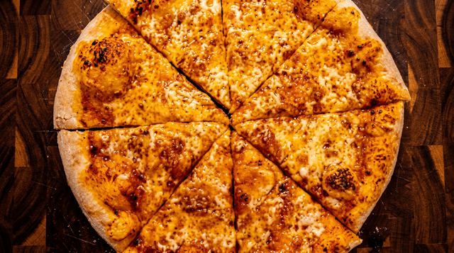 Party Pizza (30" x 18").