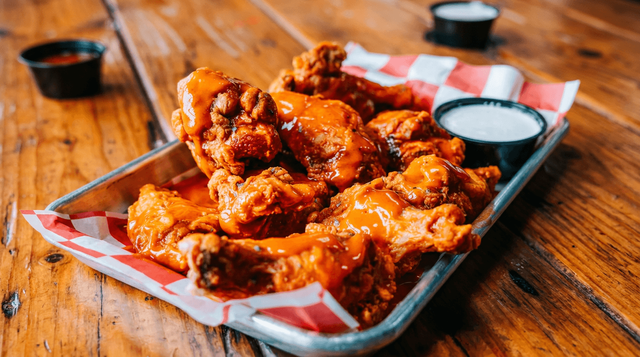 Chicken Wings (10 Pc).