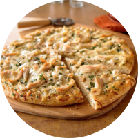 white-chicken-pizza-villaoflebanon